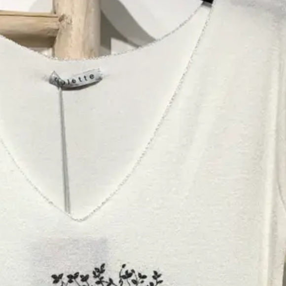 NWT Tree of Life Sweater - Picture 2 of 2